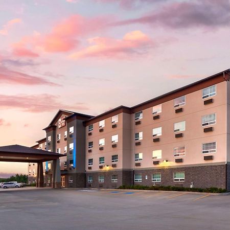 Best Western Plus Peace River Hotel & Suites Exterior foto