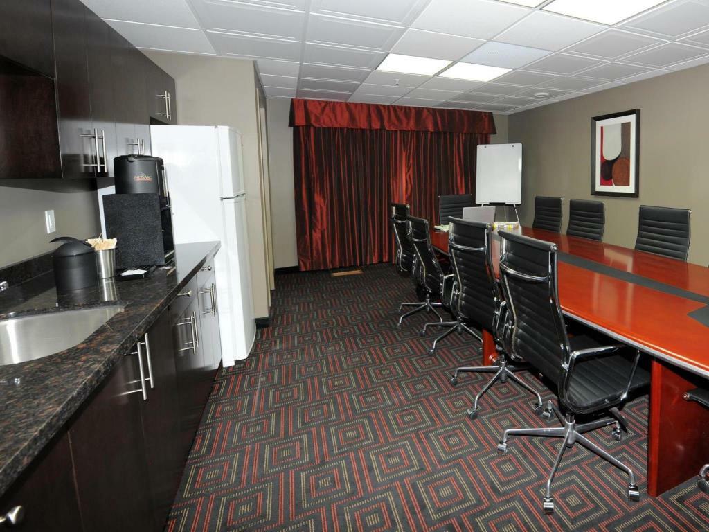 Best Western Plus Peace River Hotel & Suites Exterior foto
