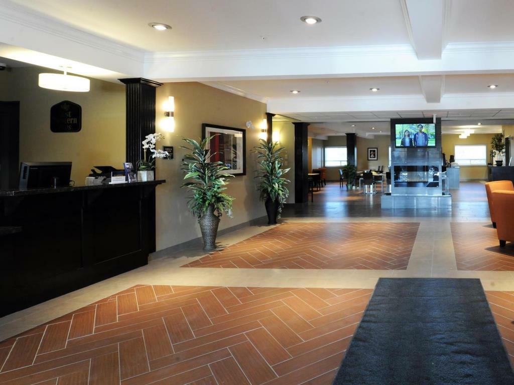 Best Western Plus Peace River Hotel & Suites Exterior foto